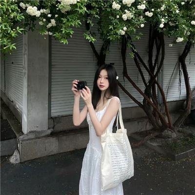 出租屋的女人